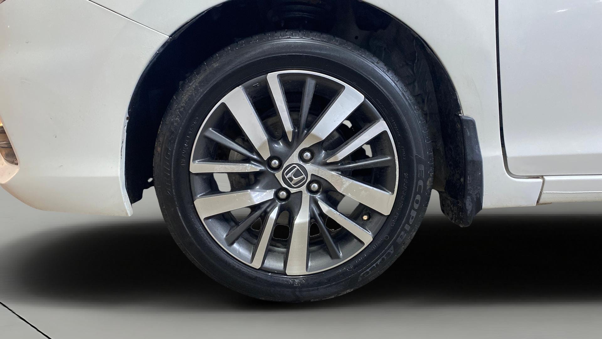 View 2021 Honda City ZX MT Diesel Anniversary Edition Image 30 Used 2021 Honda City ZX MT Diesel Anniversary Edition Image 30
