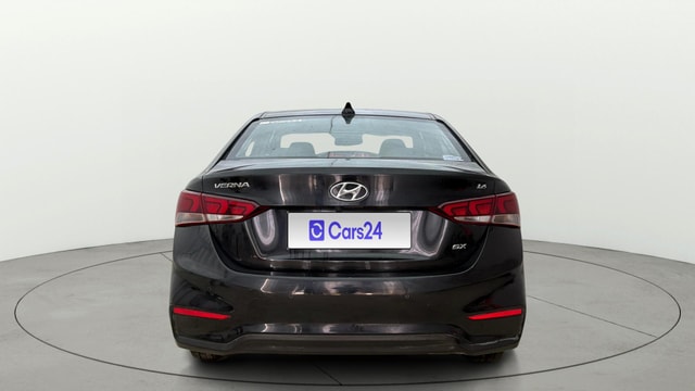 View Hyundai Verna Image 42 Used Hyundai Verna Image 42