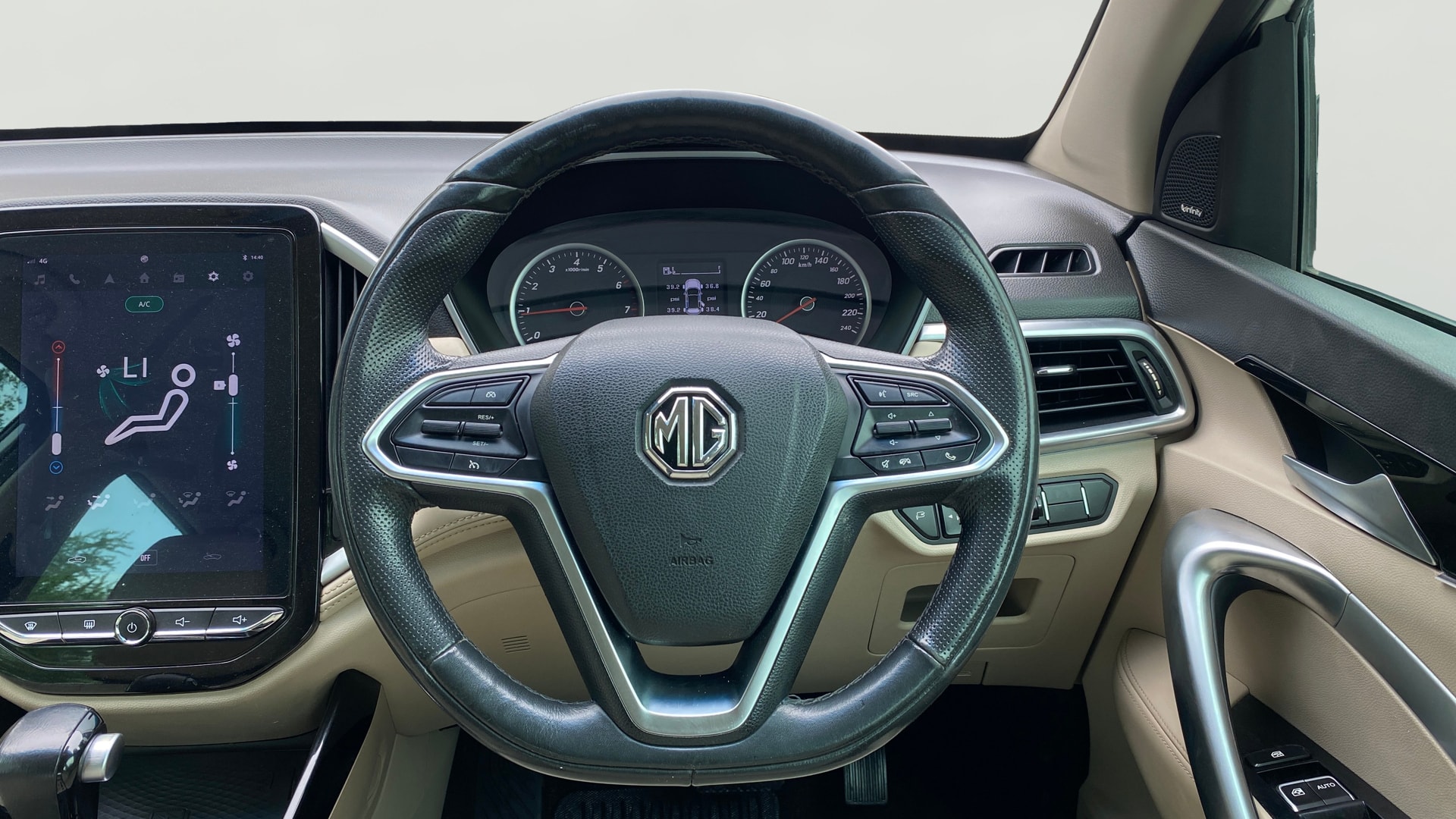View 2022 MG Hector Smart CVT Petrol Image 14 Used 2022 MG Hector Smart CVT Petrol Image 14