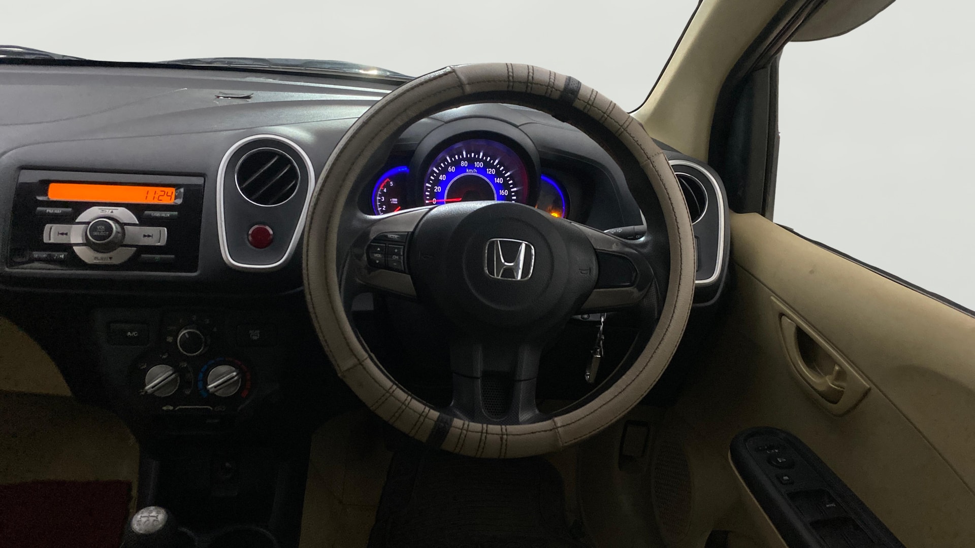 View 2014 Honda Mobilio E Diesel Image 20 Used 2014 Honda Mobilio E Diesel Image 20