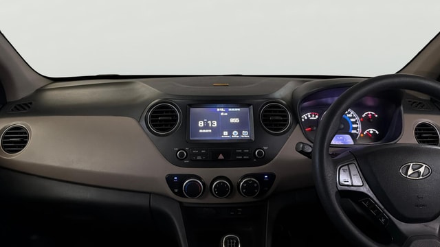 View Hyundai Grand i10 Image 17 Used Hyundai Grand i10 Image 17
