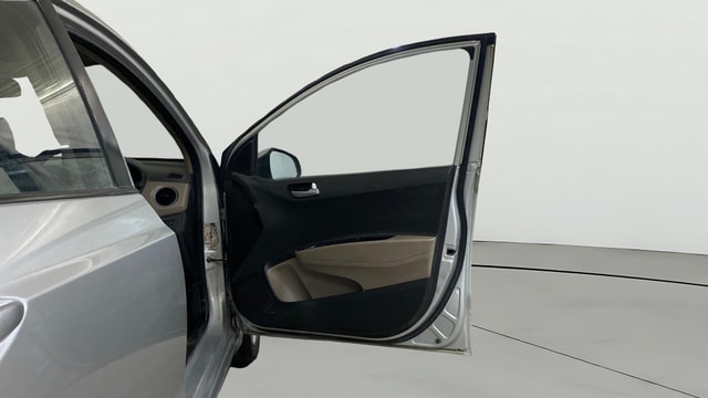 View Hyundai Xcent Image 43 Used Hyundai Xcent Image 43