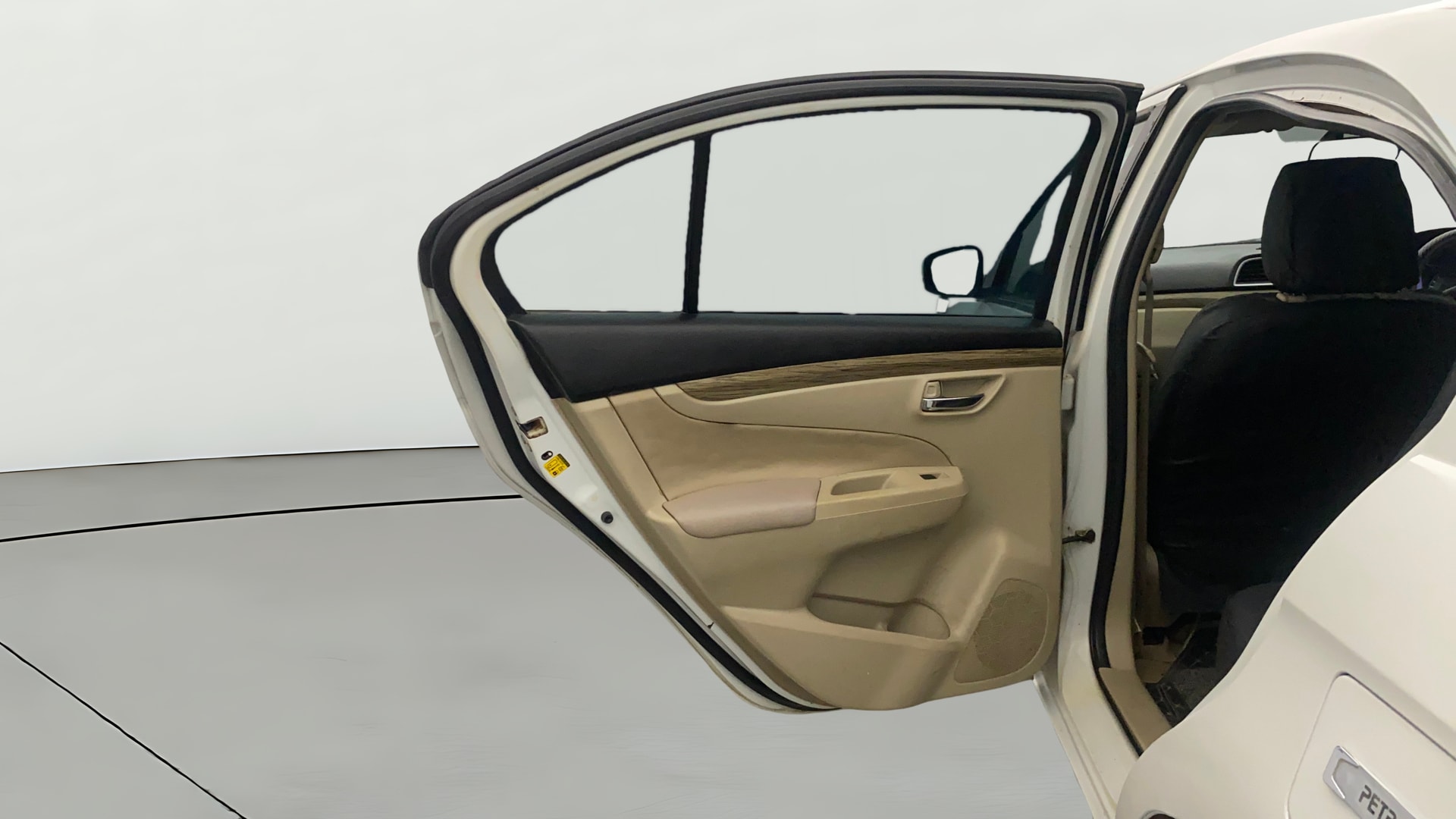 View 2019 Maruti Suzuki 1000 Base Variant Image 22 Used 2019 Maruti Suzuki 1000 Base Variant Image 22