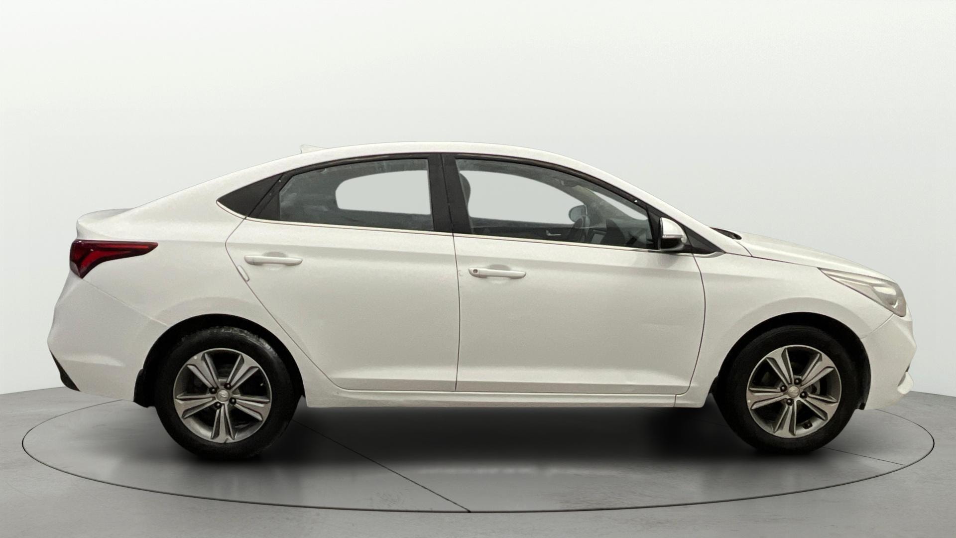 Used 2018 Hyundai Verna Used 2018 Hyundai Verna