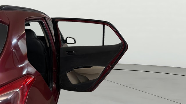 View Hyundai Grand i10 Image 5 Used Hyundai Grand i10 Image 5