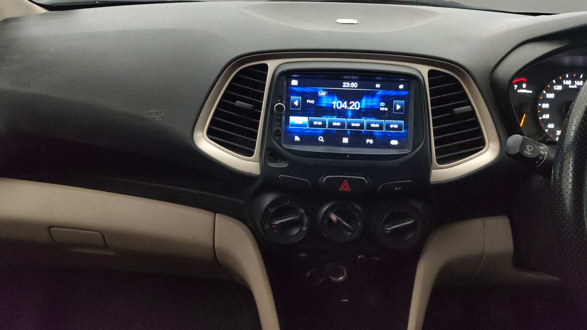 View 2022 Hyundai New Santro D-Lite Petrol Image 17 Used 2022 Hyundai New Santro D-Lite Petrol Image 17