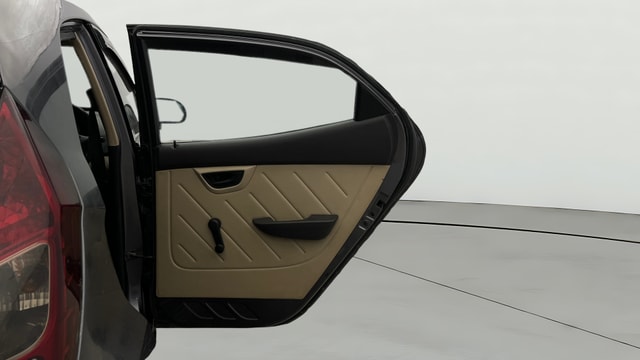 View Hyundai EON Image 7 Used Hyundai EON Image 7