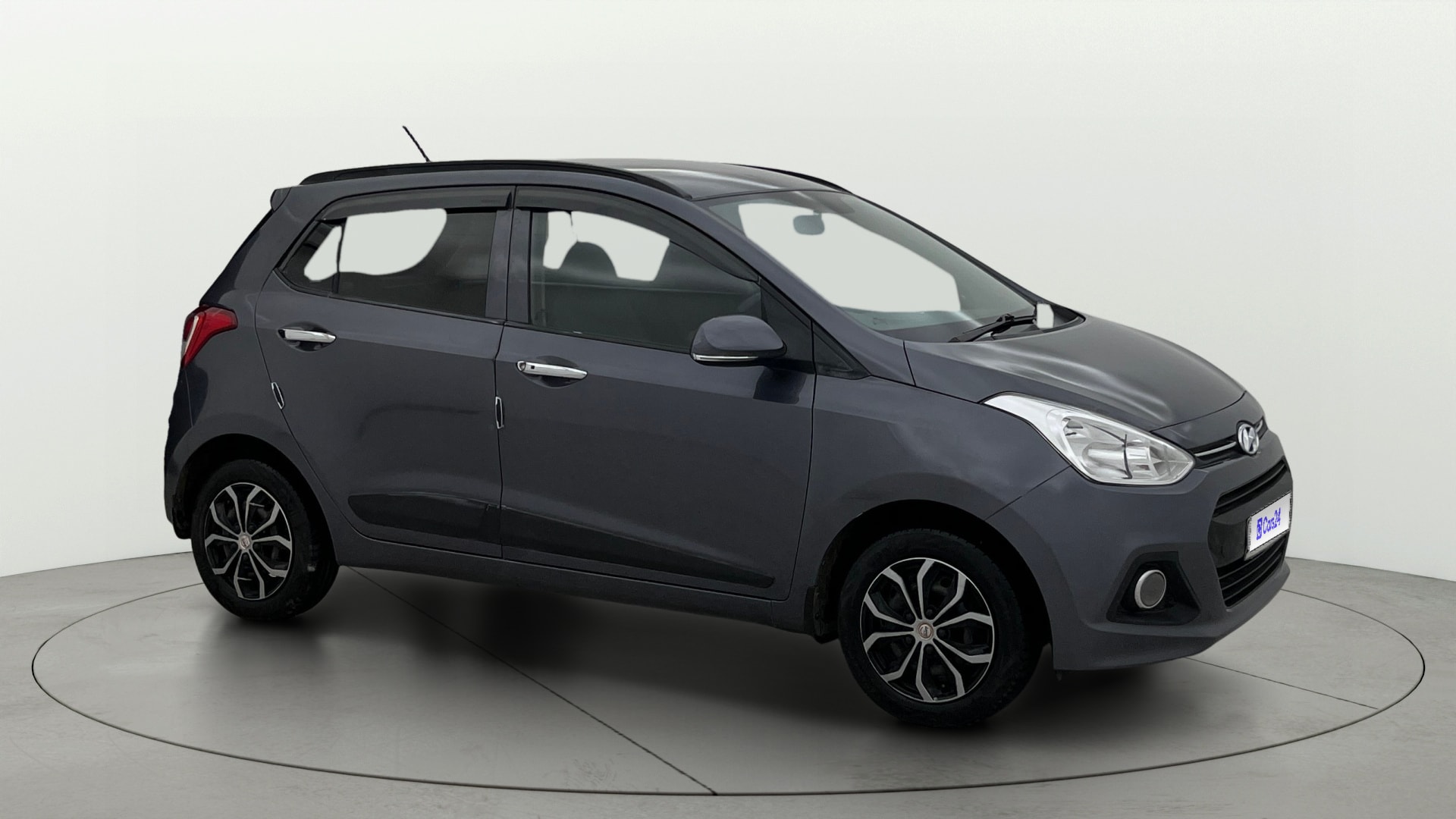 View 2014 Hyundai Grand i10 Sportz 1.2 Kappa Image 13 Used 2014 Hyundai Grand i10 Sportz 1.2 Kappa Image 13