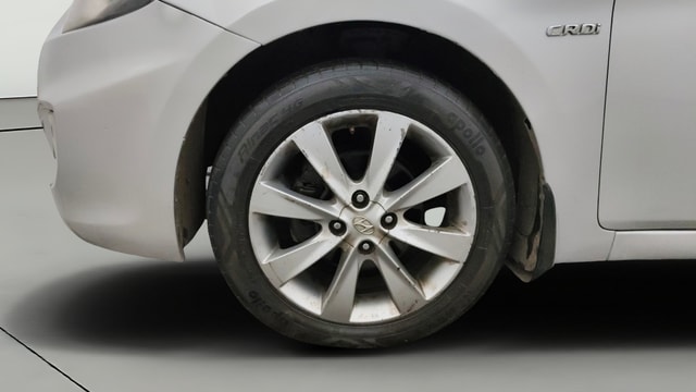 View Hyundai Fluidic Verna Image 28 Used Hyundai Fluidic Verna Image 28