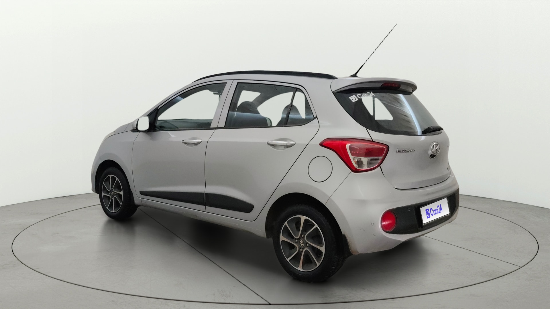 View 2017 Hyundai Grand i10 1.2 Asta Petrol Image 2 Used 2017 Hyundai Grand i10 1.2 Asta Petrol Image 2