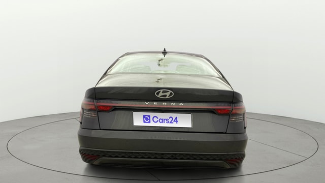View Hyundai Verna Image 40 Used Hyundai Verna Image 40