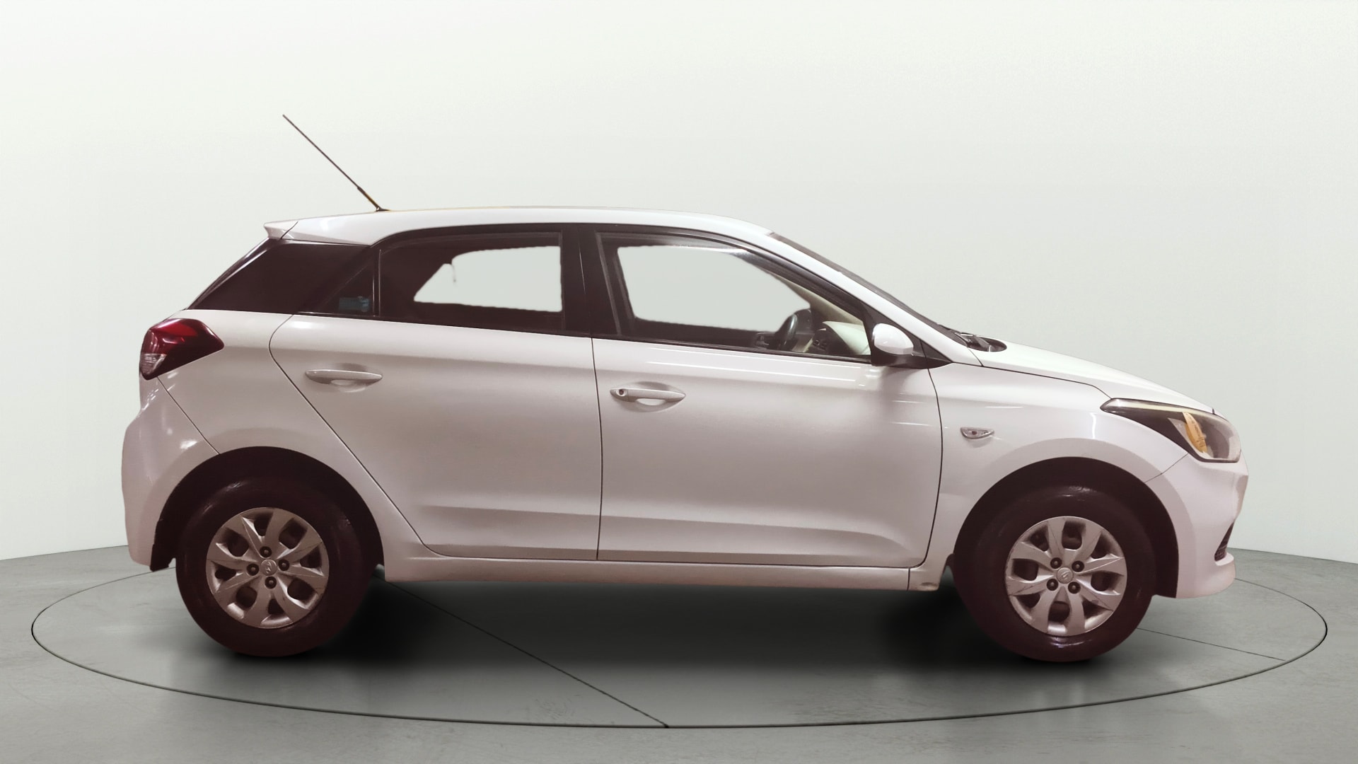 View 2015 Hyundai Elite i20 Magna 1.2 Image 9 Used 2015 Hyundai Elite i20 Magna 1.2 Image 9