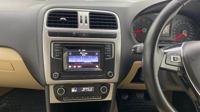View Volkswagen Polo Image 17 Used Volkswagen Polo Image 17