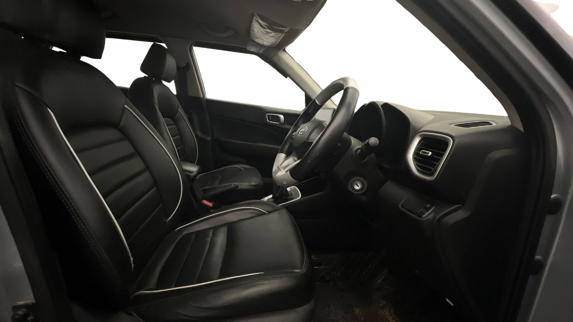 View 2021 Hyundai Venue S 1.2 Petrol Image 17 Used 2021 Hyundai Venue S 1.2 Petrol Image 17