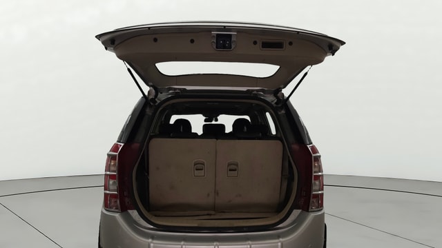 View Mahindra XUV500 Image 33 Used Mahindra XUV500 Image 33