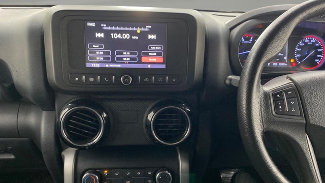 View Mahindra Thar Image 17 Used Mahindra Thar Image 17