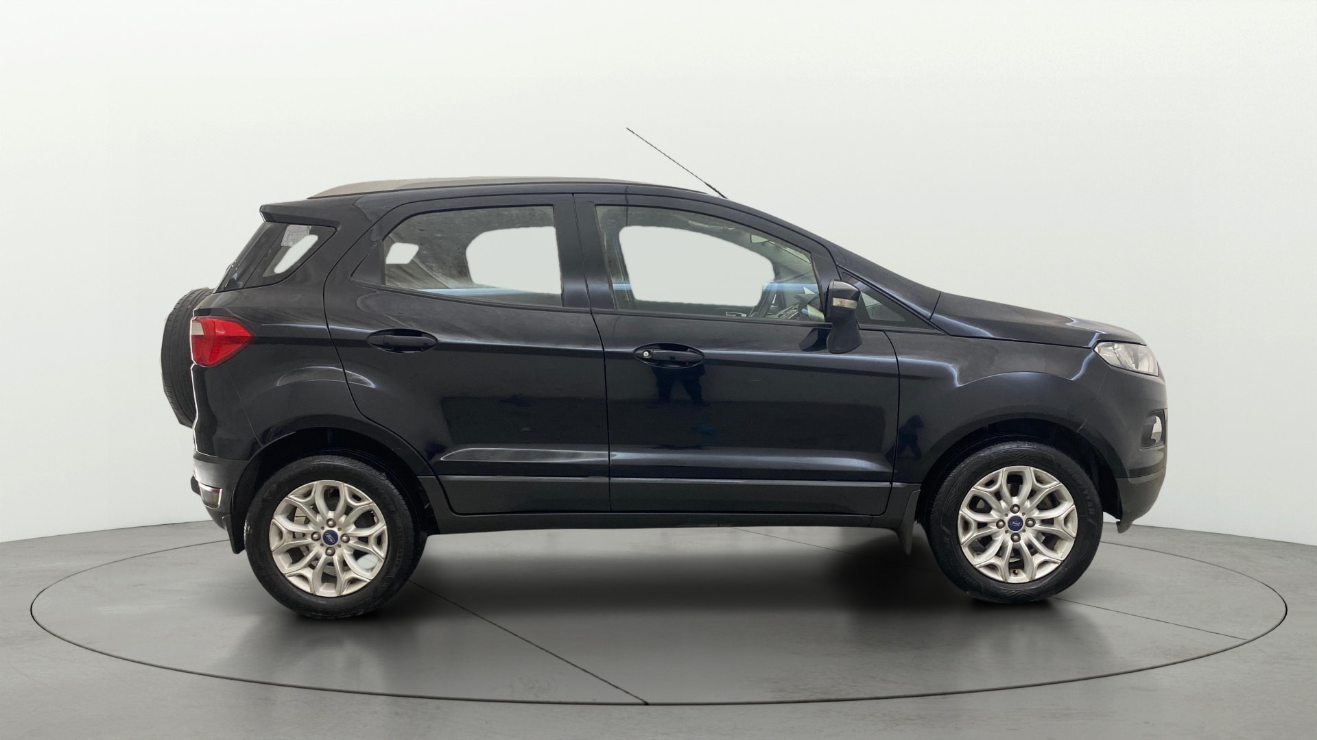 View 2016 Ford EcoSport 1.5 TDCi Diesel Ambiente BS IV Image 8 Used 2016 Ford EcoSport 1.5 TDCi Diesel Ambiente BS IV Image 8