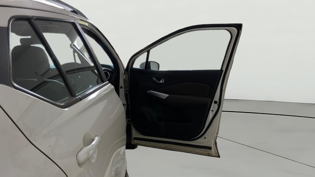 View Nissan Kicks Image 46 Used Nissan Kicks Image 46