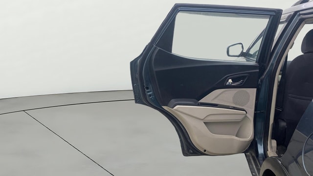 View Mahindra XUV300 Image 22 Used Mahindra XUV300 Image 22