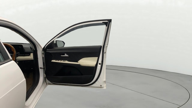 View Hyundai Verna Image 45 Used Hyundai Verna Image 45