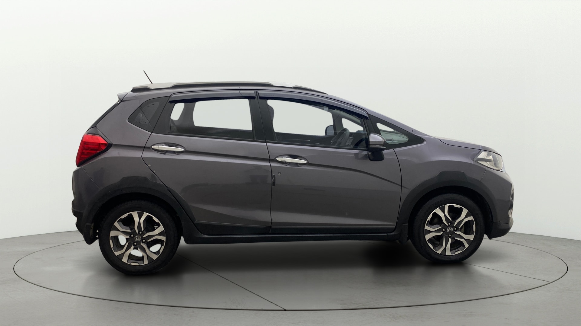 View 2018 Honda WR-V S MT Diesel Edge Edition Image 8 Used 2018 Honda WR-V S MT Diesel Edge Edition Image 8