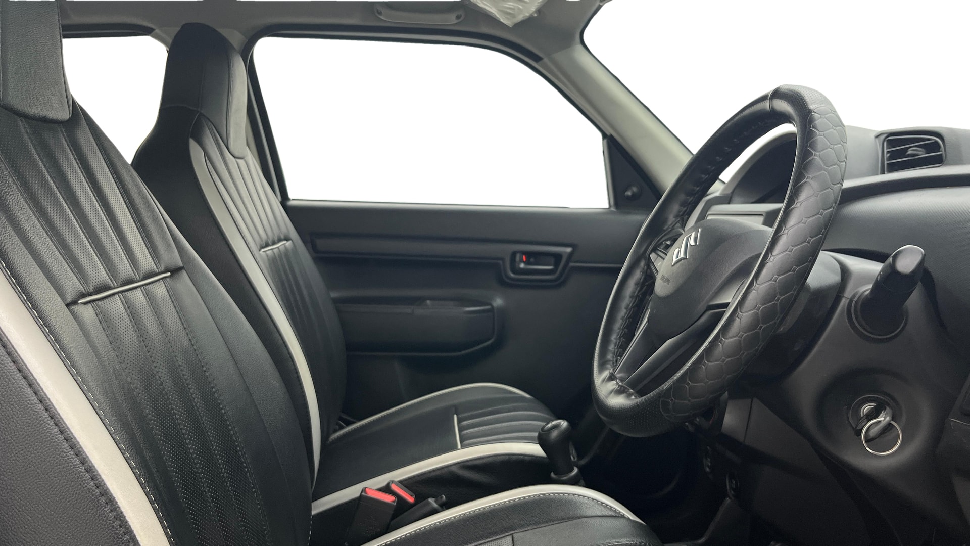View 2020 Maruti Suzuki 1000 Base Variant Image 26 Used 2020 Maruti Suzuki 1000 Base Variant Image 26