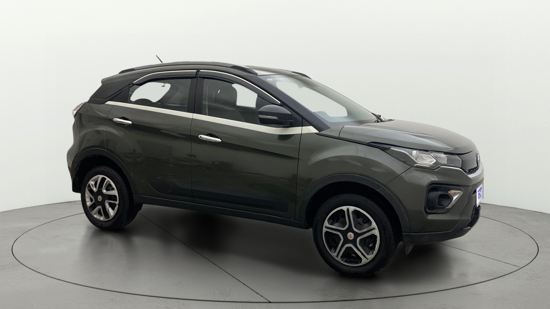 View 2023 Tata Nexon Revotron XE Image 37 Used 2023 Tata Nexon Revotron XE Image 37