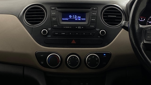 View Hyundai Grand i10 Image 17 Used Hyundai Grand i10 Image 17