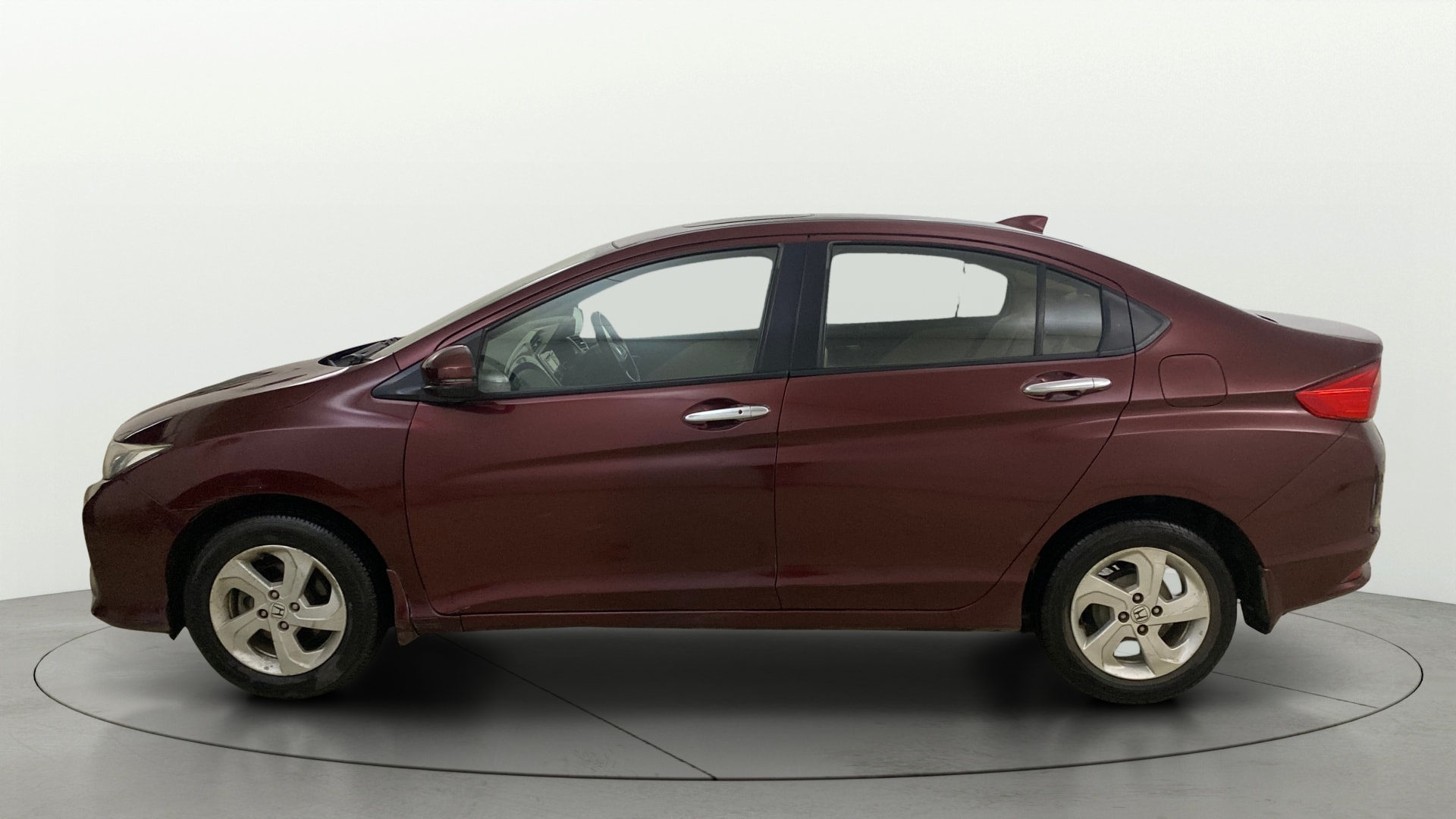 View 2016 Honda City ZX MT Diesel Anniversary Edition Image 26 Used 2016 Honda City ZX MT Diesel Anniversary Edition Image 26