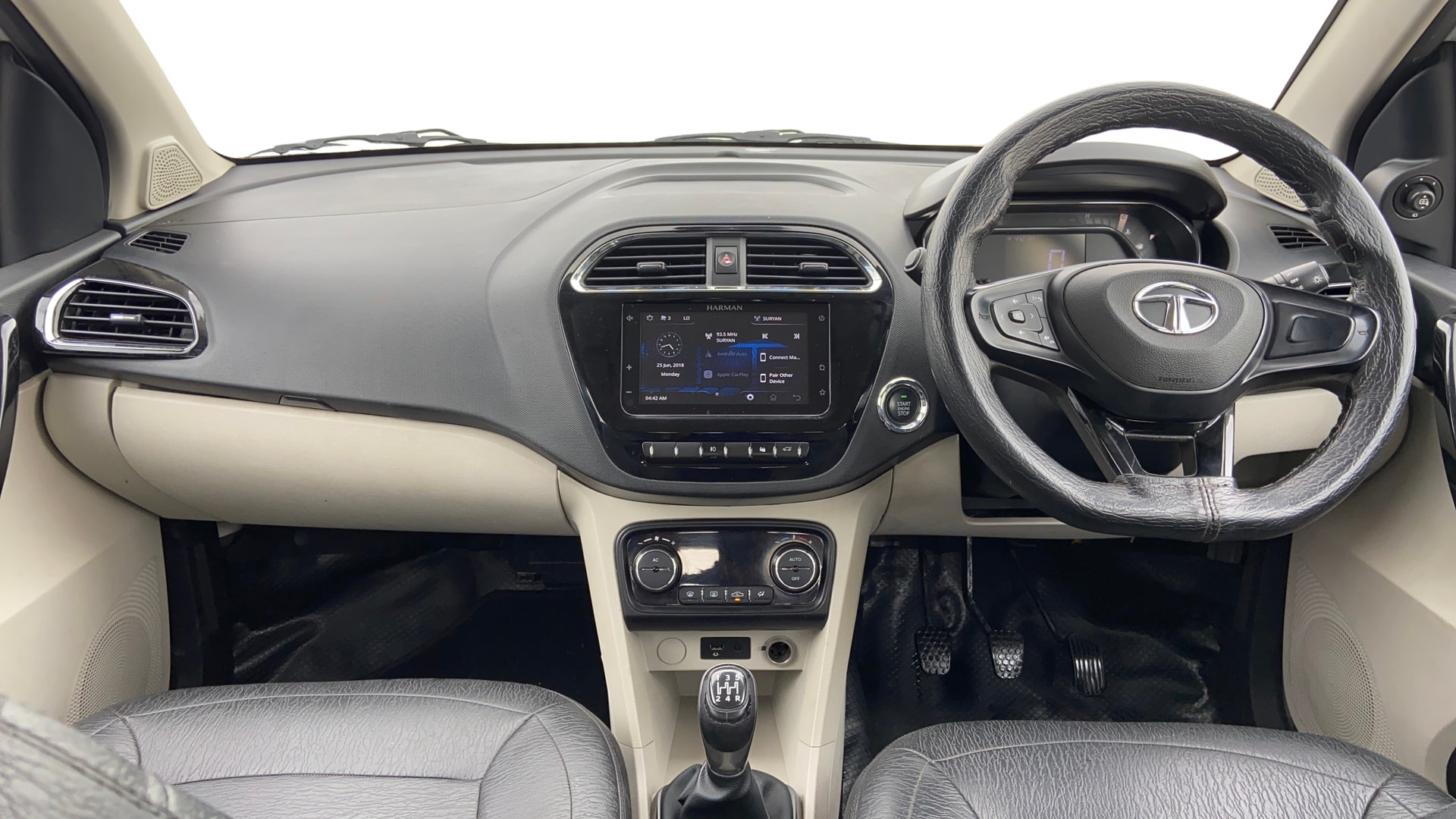 View 2022 Tata Tigor XE Diesel Image 15 Used 2022 Tata Tigor XE Diesel Image 15