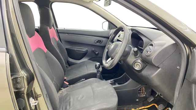 View Renault Kwid Image 25 Used Renault Kwid Image 25