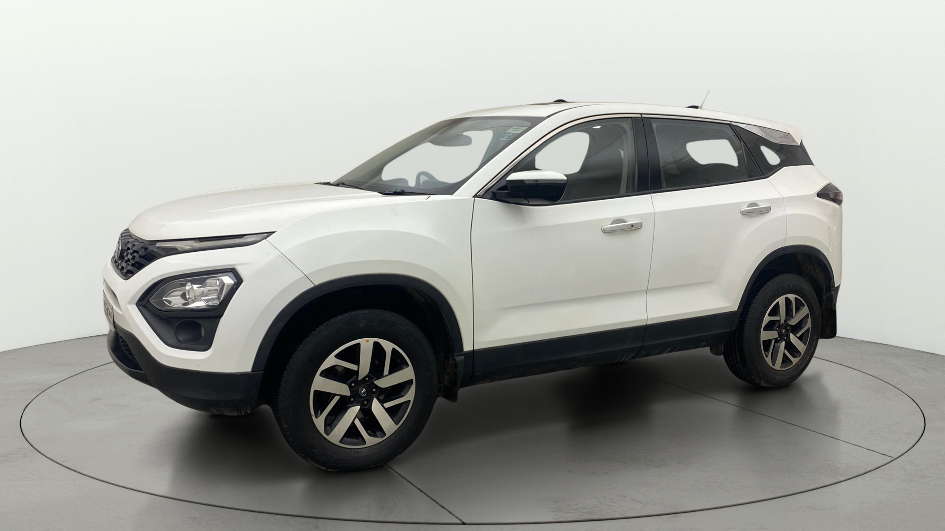 View 2020 Tata Harrier XE Image 38 Used 2020 Tata Harrier XE Image 38