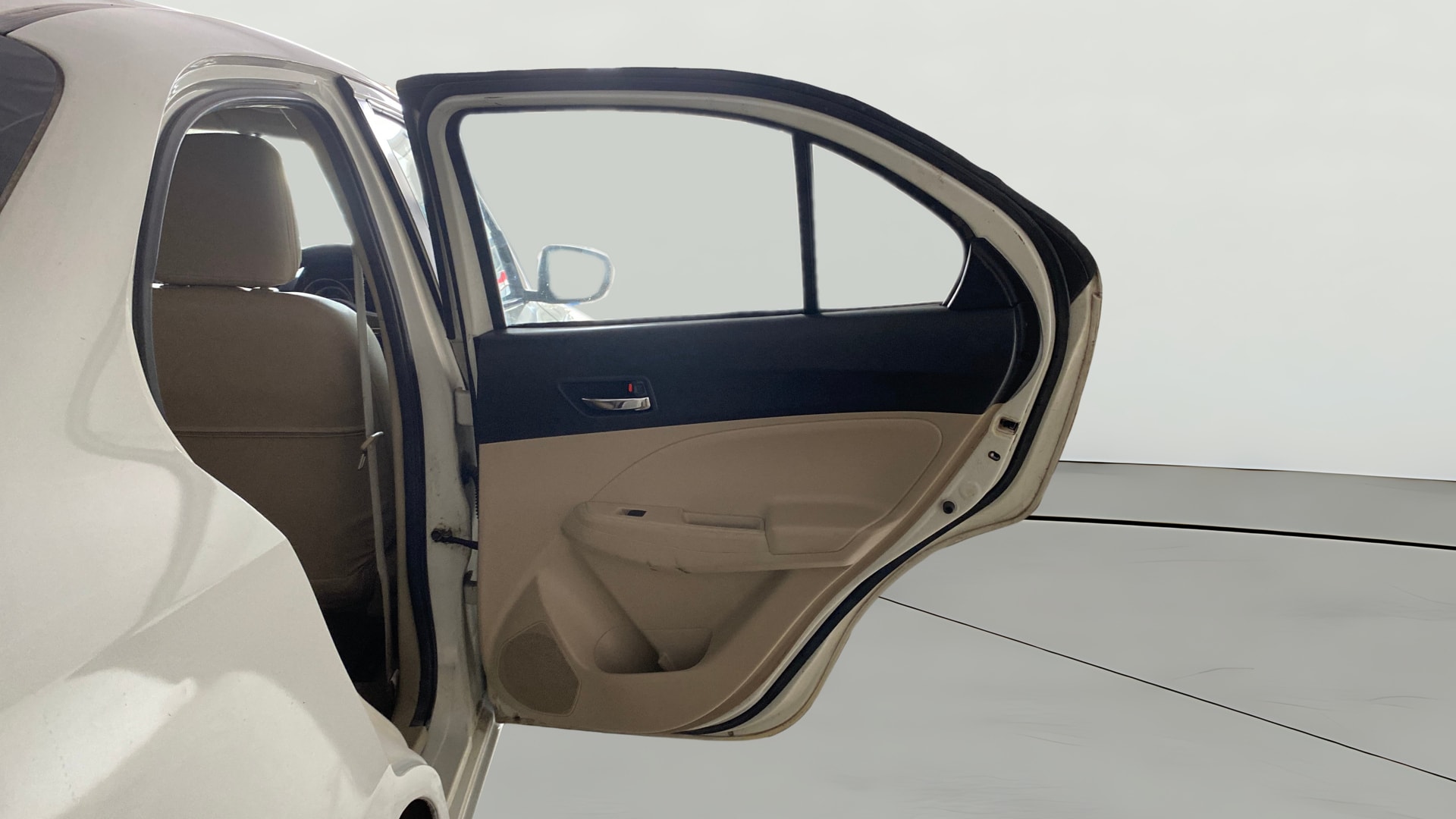 View 2019 Maruti Suzuki 1000 Base Variant Image 7 Used 2019 Maruti Suzuki 1000 Base Variant Image 7