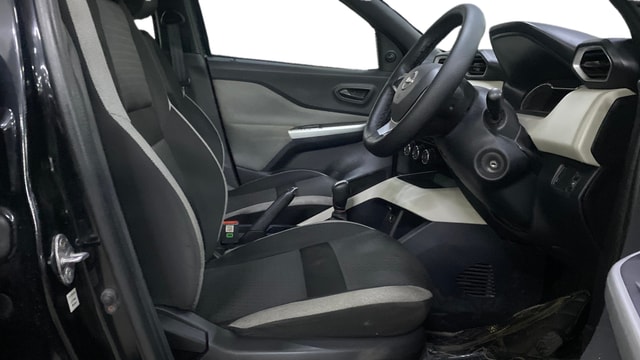 View Nissan Magnite Image 17 Used Nissan Magnite Image 17