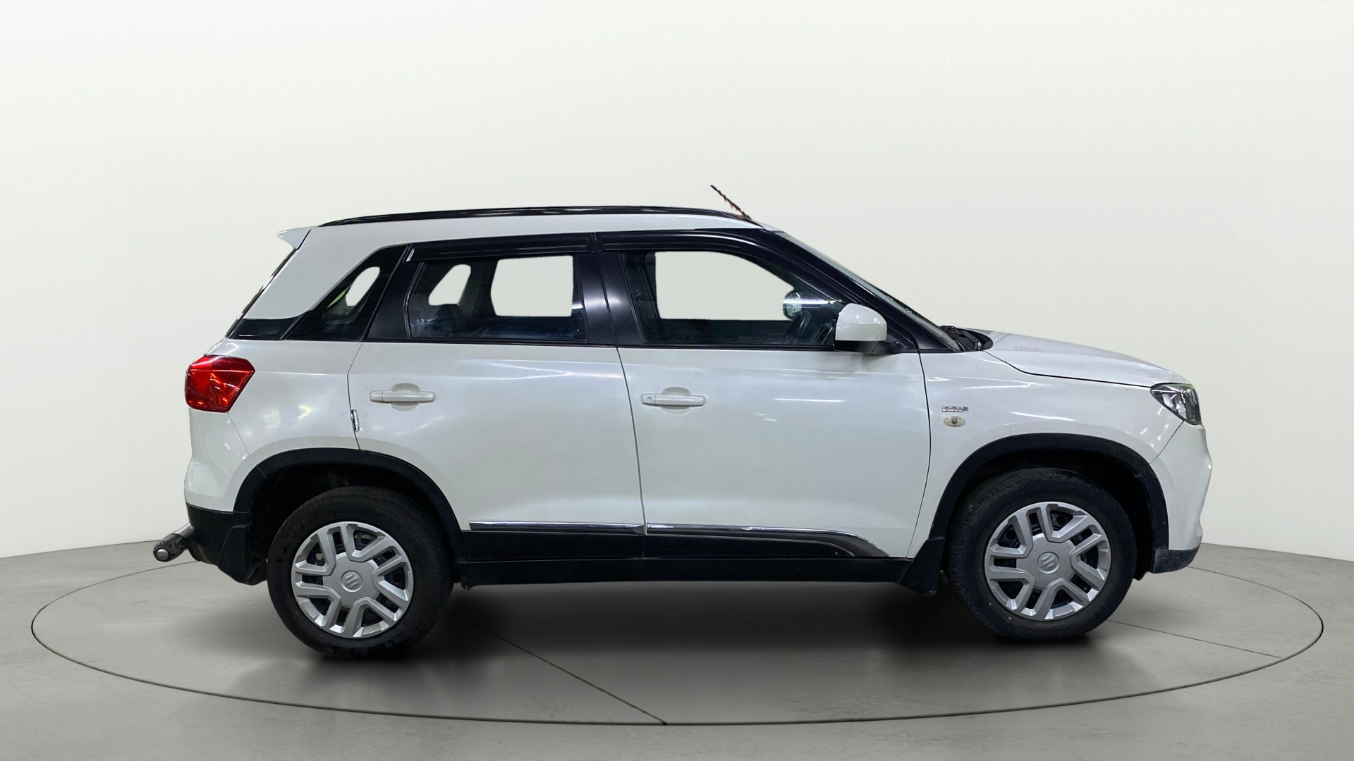 View 2017 Maruti Suzuki 1000 Base Variant Image 9 Used 2017 Maruti Suzuki 1000 Base Variant Image 9