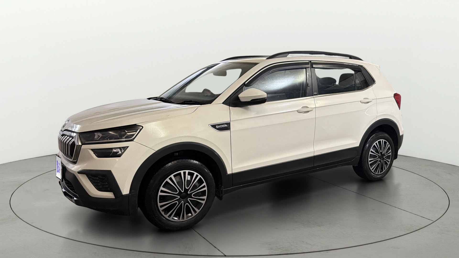 View 2023 Skoda Kushaq Active 1.0 TSI MT Image 34 Used 2023 Skoda Kushaq Active 1.0 TSI MT Image 34
