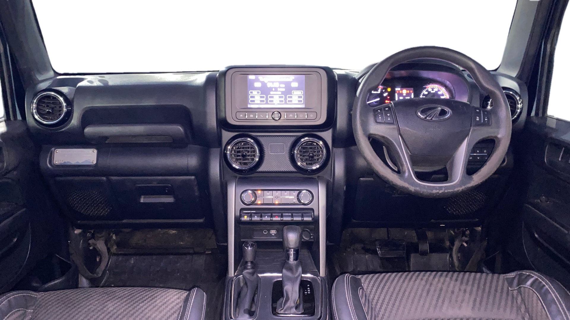 View 2022 Mahindra Thar AX Standard Manual Soft Top 6 Seater Image 14 Used 2022 Mahindra Thar AX Standard Manual Soft Top 6 Seater Image 14