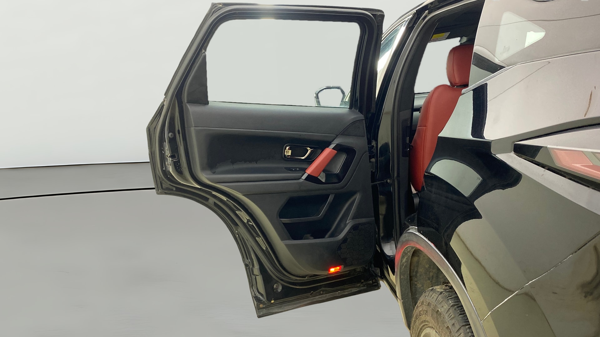 View 2023 Tata Harrier XE Image 14 Used 2023 Tata Harrier XE Image 14