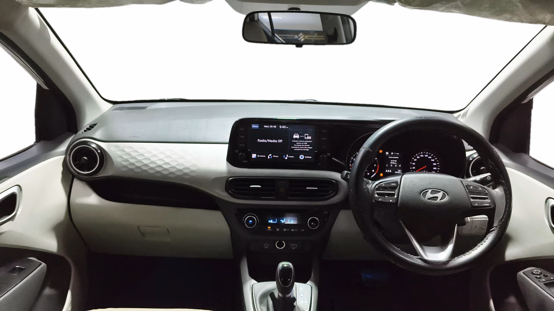 View 2023 Hyundai Grand i10 Nios Sportz Petrol AMT Image 16 Used 2023 Hyundai Grand i10 Nios Sportz Petrol AMT Image 16
