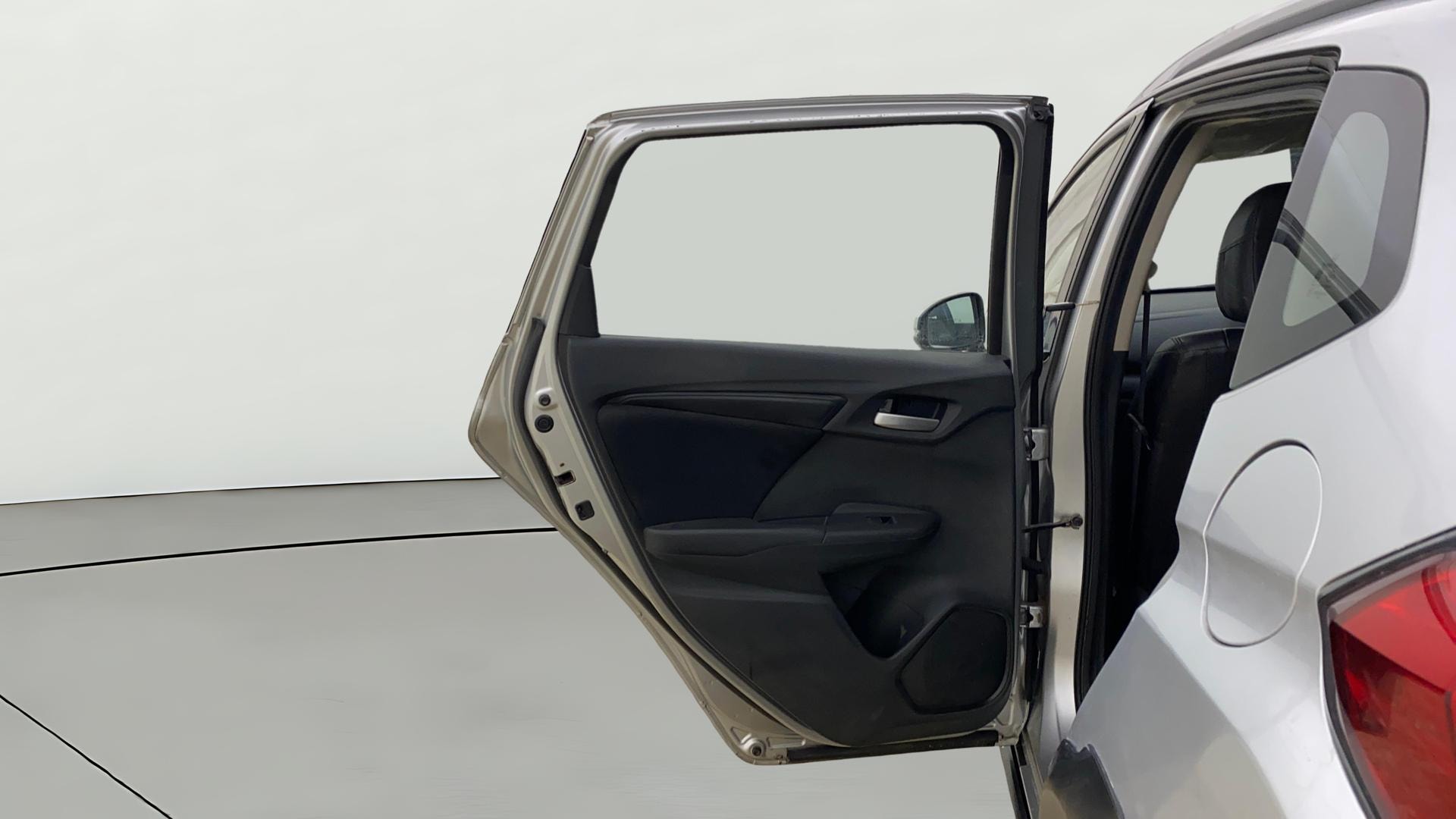 View 2019 Honda WR-V S MT Diesel Edge Edition Image 22 Used 2019 Honda WR-V S MT Diesel Edge Edition Image 22