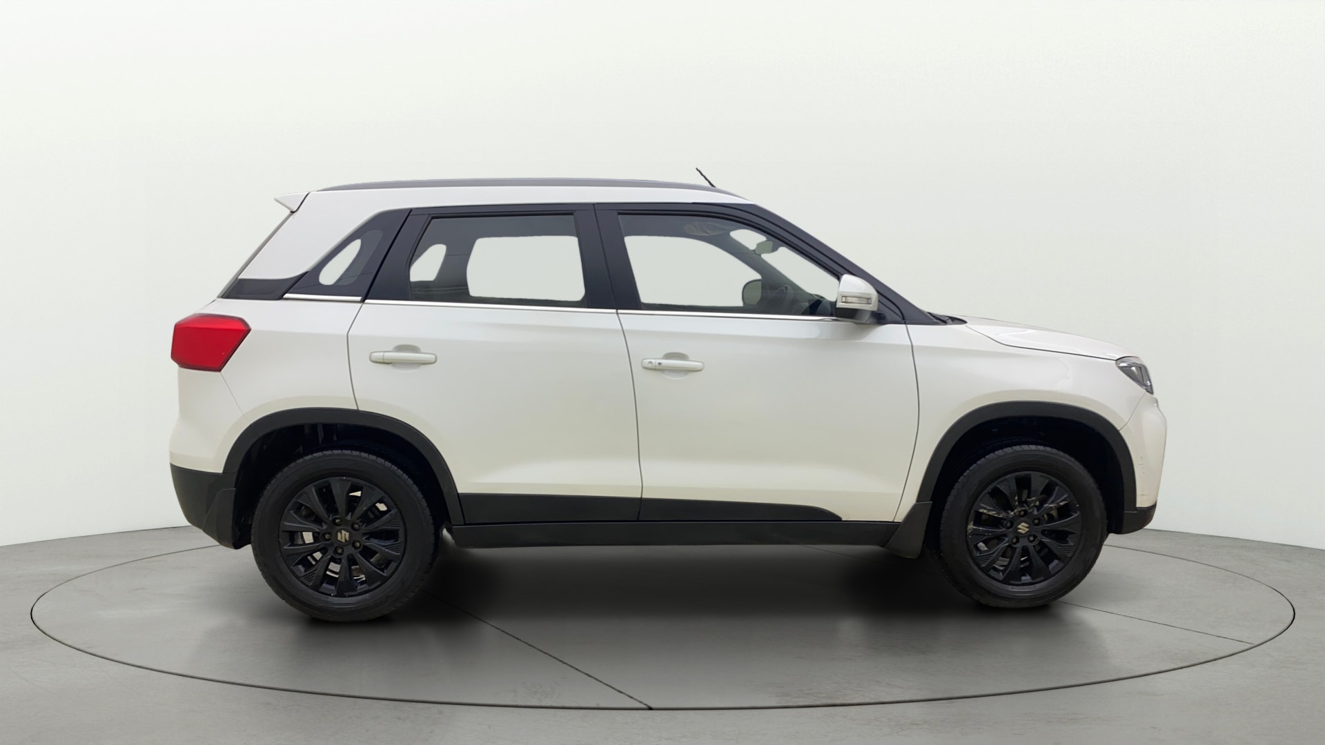 View 2022 Maruti Suzuki 1000 Base Variant Image 28 Used 2022 Maruti Suzuki 1000 Base Variant Image 28