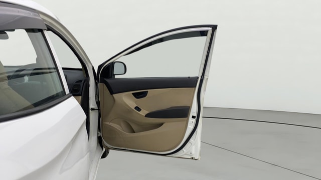 View Hyundai EON Image 43 Used Hyundai EON Image 43