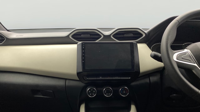View Nissan Magnite Image 17 Used Nissan Magnite Image 17