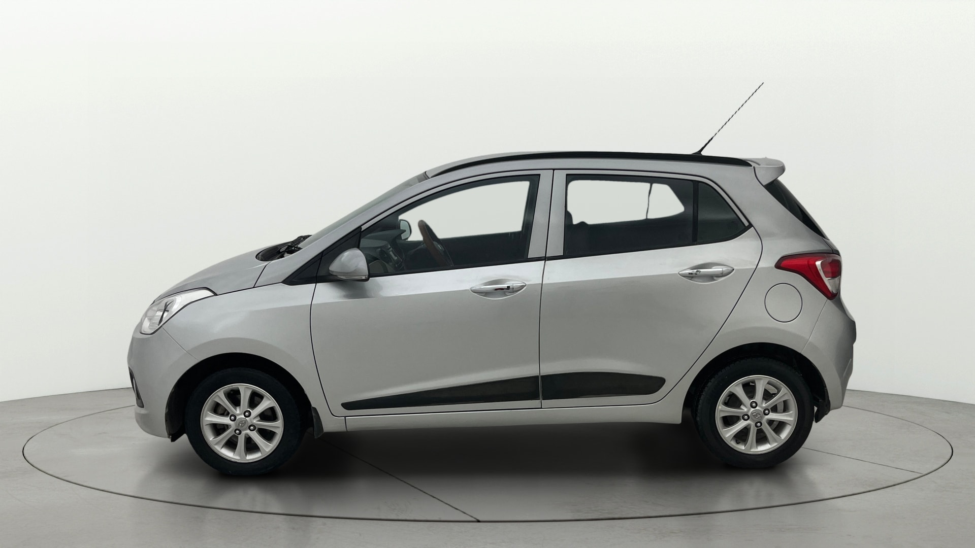 Used 2015 Hyundai Grand i10 Used 2015 Hyundai Grand i10