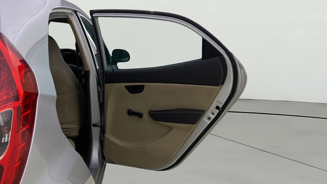View Hyundai EON Image 7 Used Hyundai EON Image 7