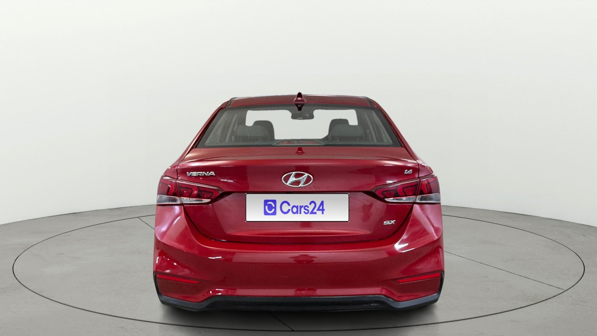 View 2018 Hyundai Verna 1.6 VTVT SX (O) AT Image 42 Used 2018 Hyundai Verna 1.6 VTVT SX (O) AT Image 42