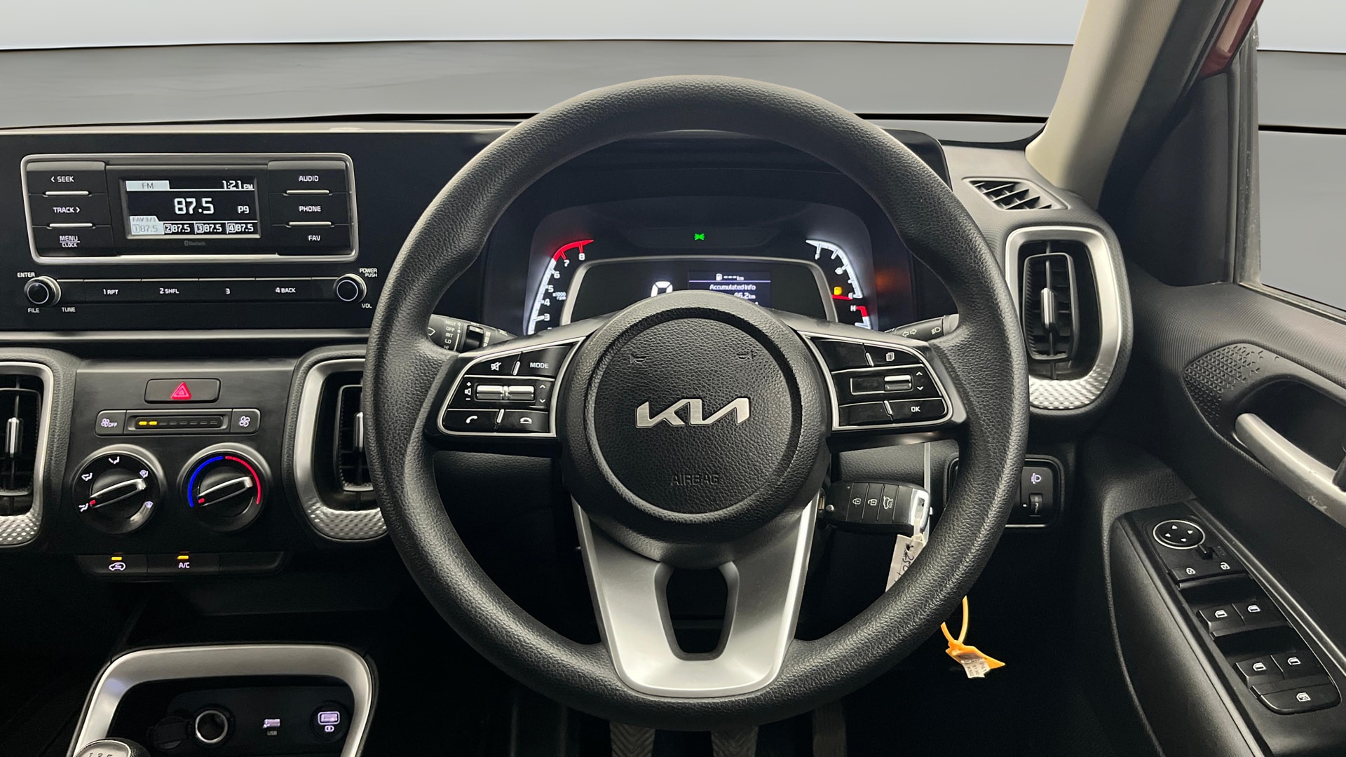 View 2022 Kia Sonet HTK Petrol Image 20 Used 2022 Kia Sonet HTK Petrol Image 20