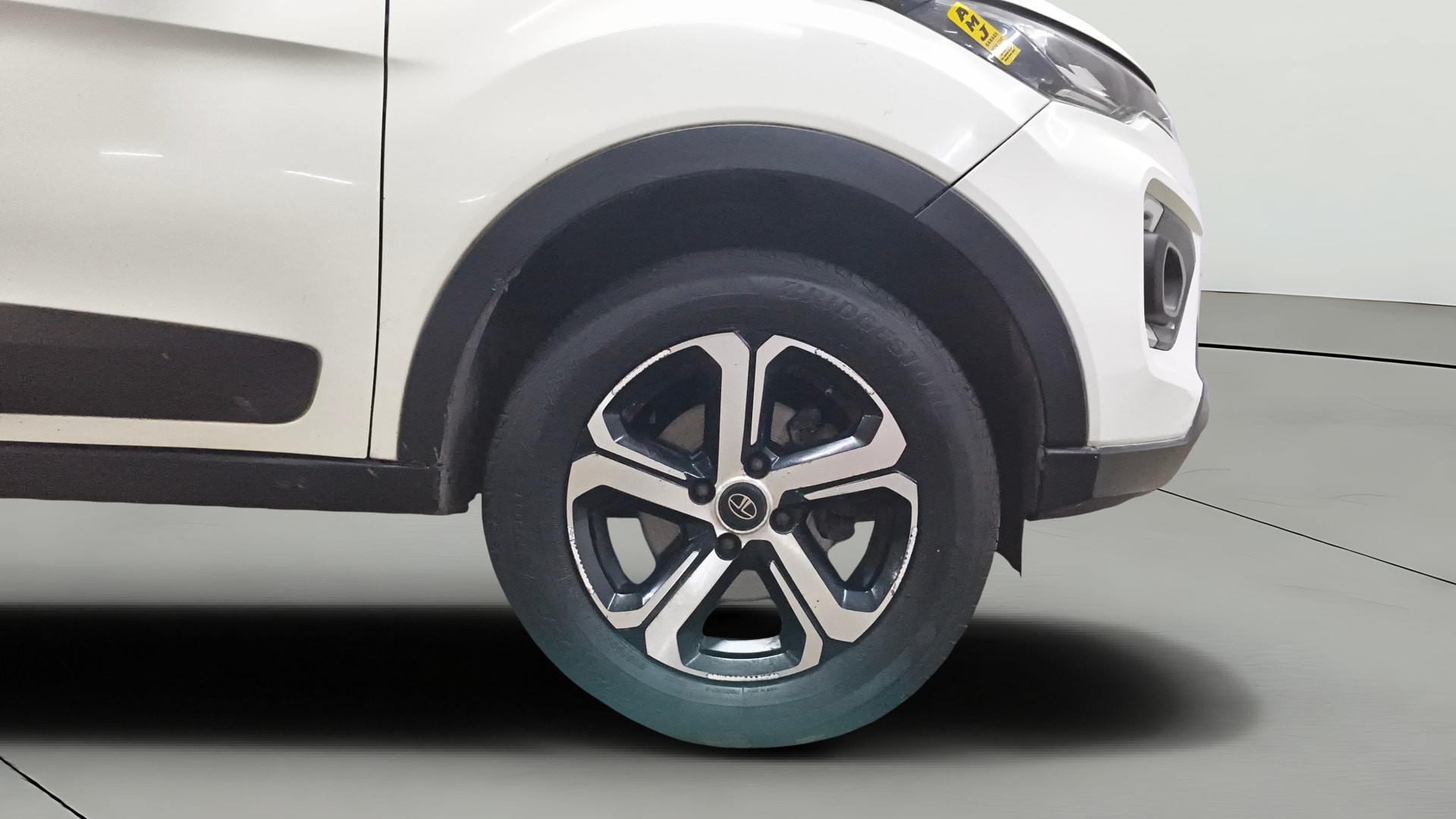 View 2021 Tata Nexon Revotron XE Image 45 Used 2021 Tata Nexon Revotron XE Image 45
