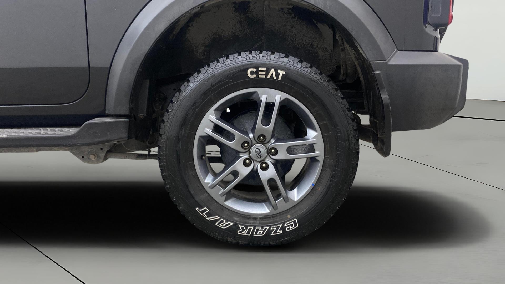 View 2021 Mahindra Thar AX Standard Manual Soft Top 6 Seater Image 11 Used 2021 Mahindra Thar AX Standard Manual Soft Top 6 Seater Image 11