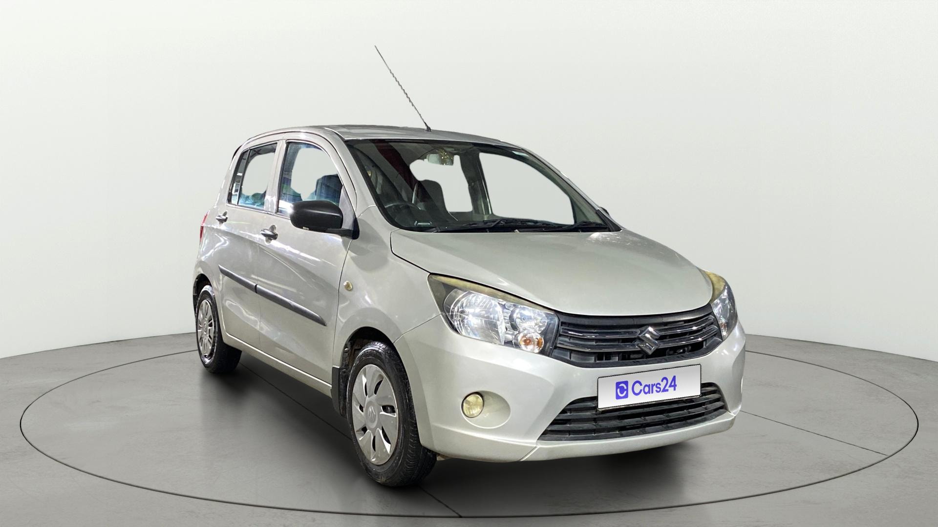 View 2016 Maruti Suzuki 1000 Base Variant Image 35 Used 2016 Maruti Suzuki 1000 Base Variant Image 35